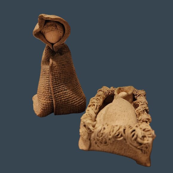 Handcrafted Clay Nativity Set Mary & Baby Jesus 4" Tall - Picture 1 of 7